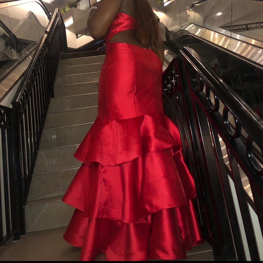 La Femme Red Prom Dress - Picture 4 of 4